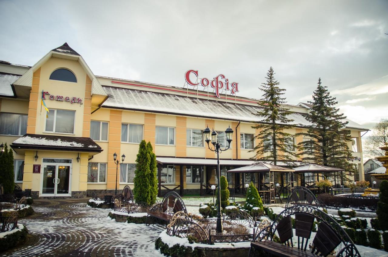 Готель Софія Dolyna Exteriör bild